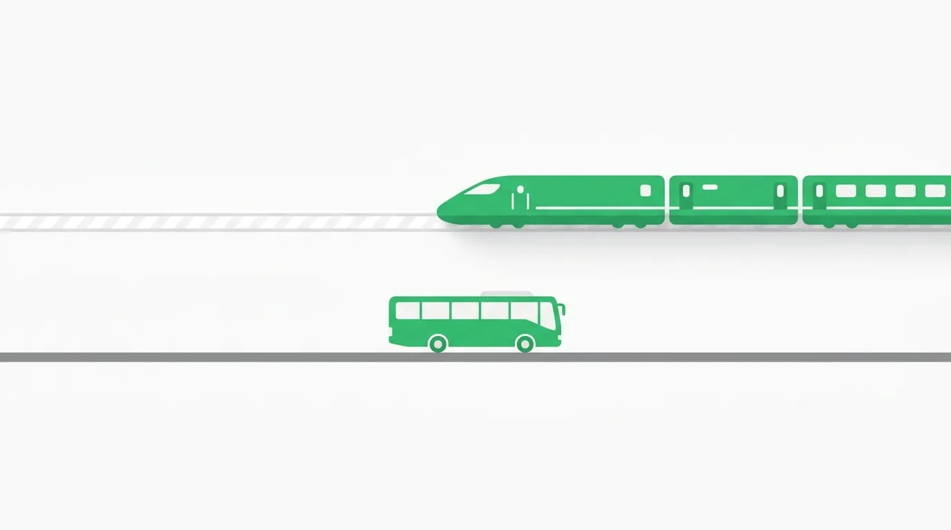 Grüner Zug oben und grüner Bus unten auf weißem Grund