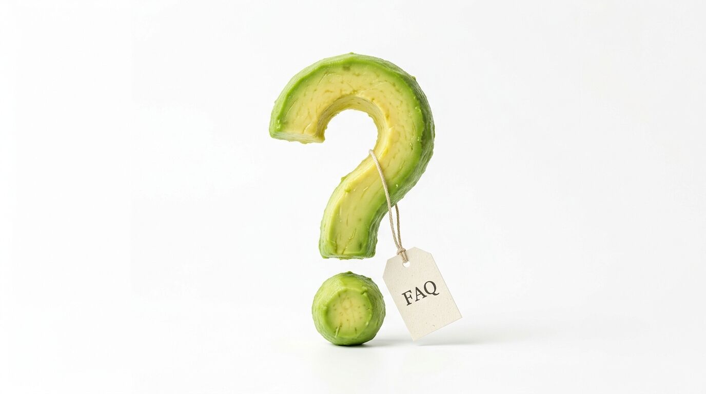 Avocado-Fragezeichen mit FAQ-Anhänger vor weißem Hintergrund