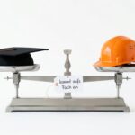 Ausbildung oder Studium: Was zahlt sich mehr aus?