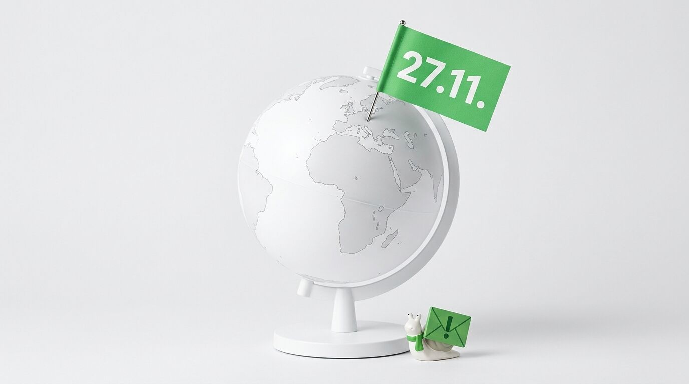 Ein weißer Globus mit einer grünen Flagge „27.11.“ und einer Schnecke, die einen Brief trägt