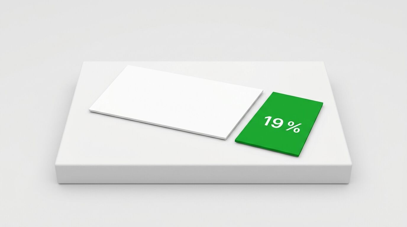 Weißer Kasten mit einer blanko weißen Karte und einer grünen Karte mit der Aufschrift „19%“ darauf